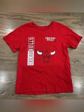 Chicago Bulls NBA Graphic Shirt Size 10/12 Good Condition